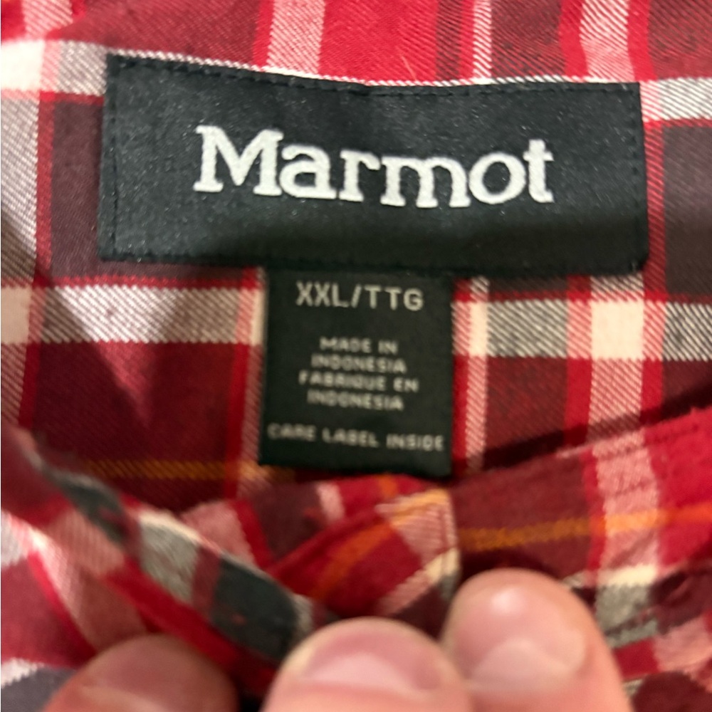Marmot Red and White Casual Button Down Shirt